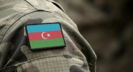 Post yerini tərk edən əsgərləri döyən çavuşa bu cəza verildi