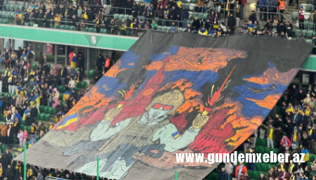Kreml yandı – hələ ki, futbol stadionunda: SKANDAL FOTO