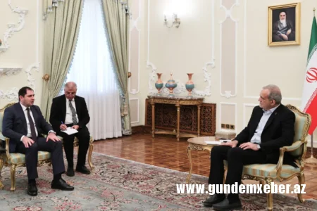 Pezeşkian Ermənistanla Azərbaycan arasındakı sülh prosesindən danışdı