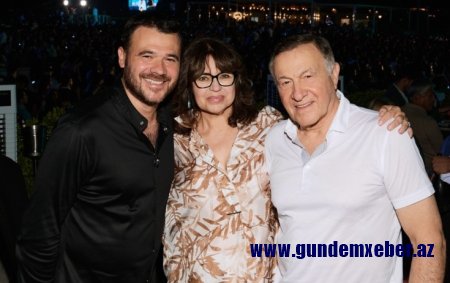 Boşandıqdan sonra ilk dəfə bir araya gəldilər - Foto