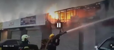 Sumqayıtda  sexdə baş vermiş yanğın söndürülüb (video)