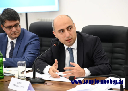 Emin Əmrullayev təhsili dostlarının əli ilə bazara çevirib - Yüksək vəzifə verdiyi dostların siyahısı - FOTO