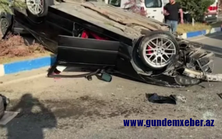 Sumqayıtda BMW üç avtomobilə çırpılaraq aşdı